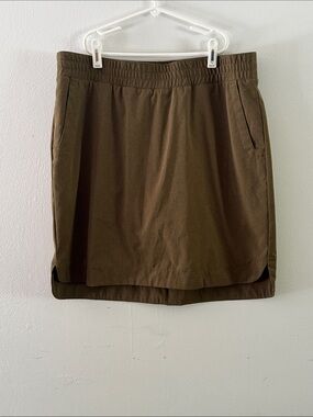 Duluth Trading Co Olive Green Skort Sz 12